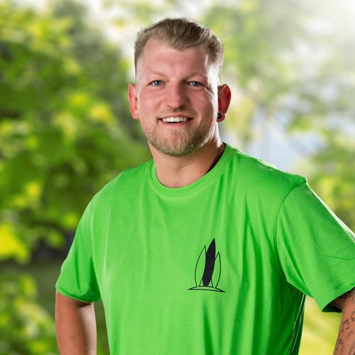 JANNIK HOLASCHKE